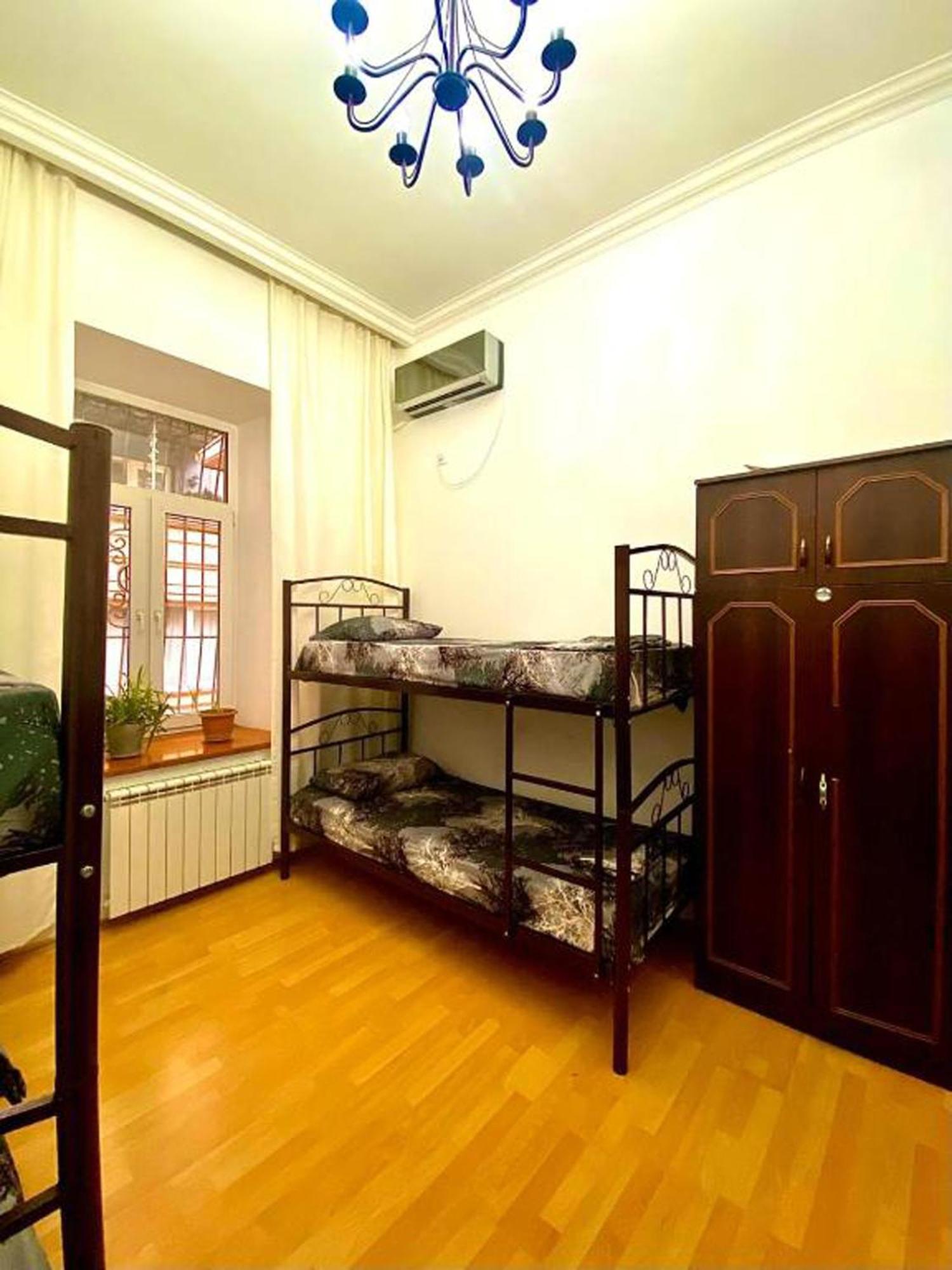 S T Hostel Formerly Sth Hostel Baku Kültér fotó